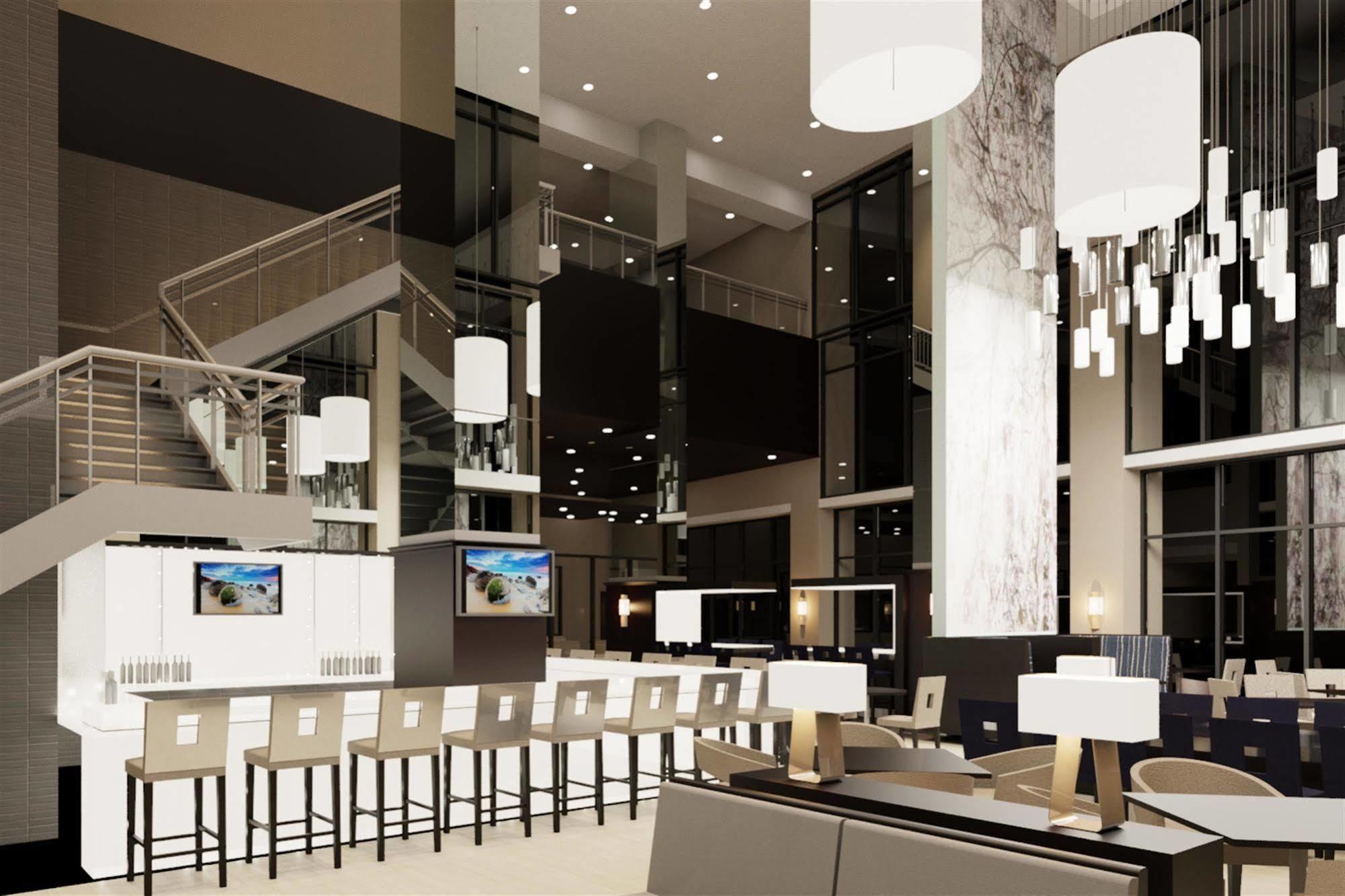 Hotel Embassy By Hilton Uptown 4*