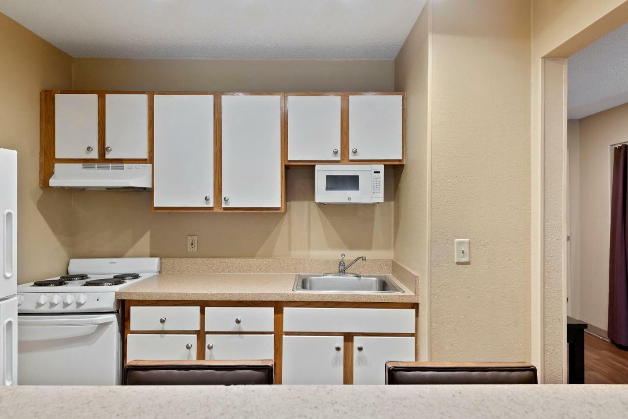 Extended America Select - - Tyvola Rd - Executive Park Hotel 2*
