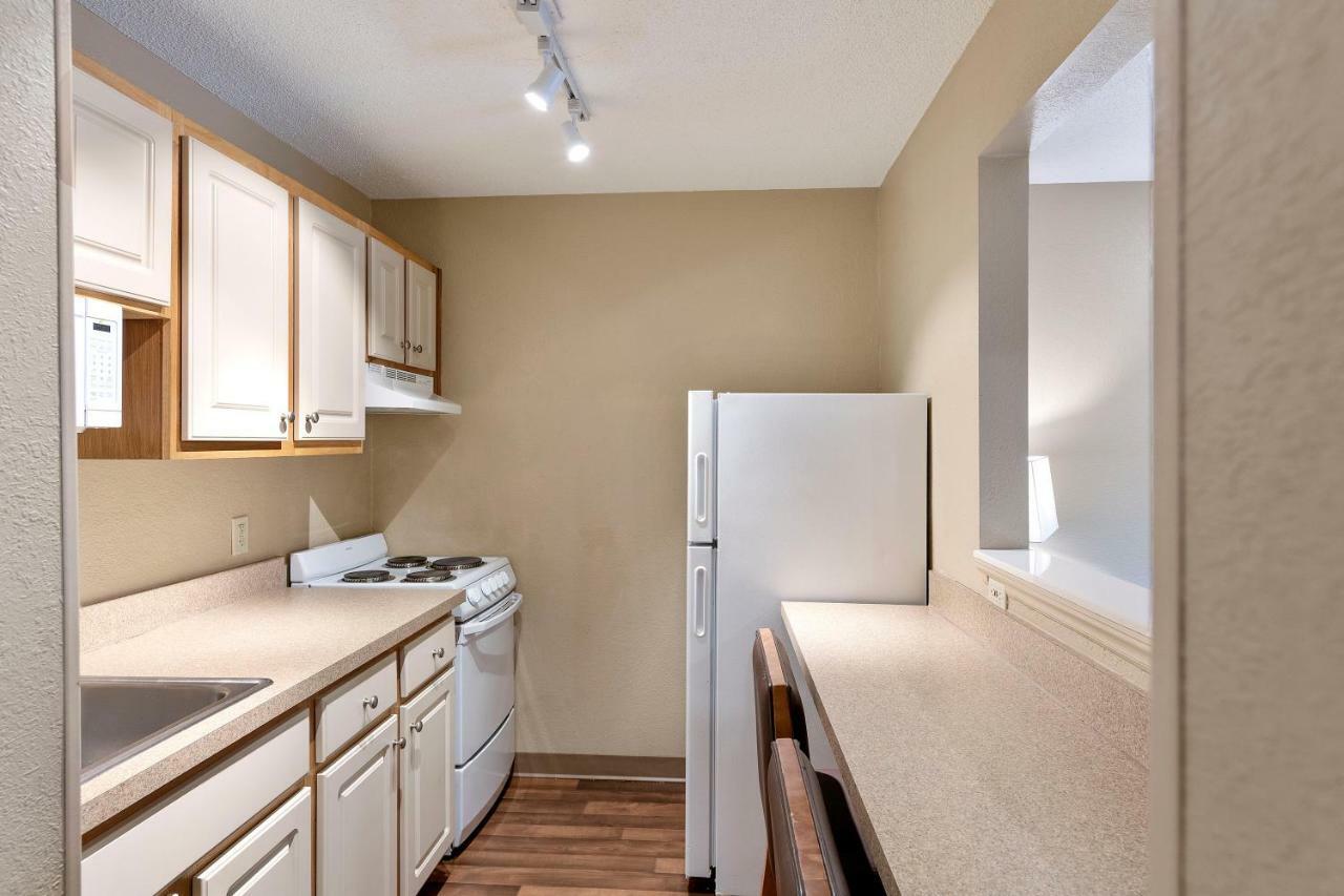 Extended America Select - - Tyvola Rd - Executive Park 2*