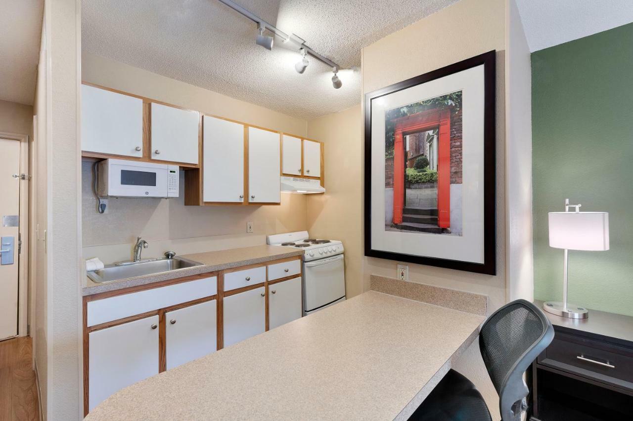 Extended America Select - - Tyvola Rd - Executive Park Hotel
