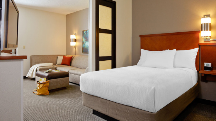 Hyatt Place Arrowood Hotel 3*