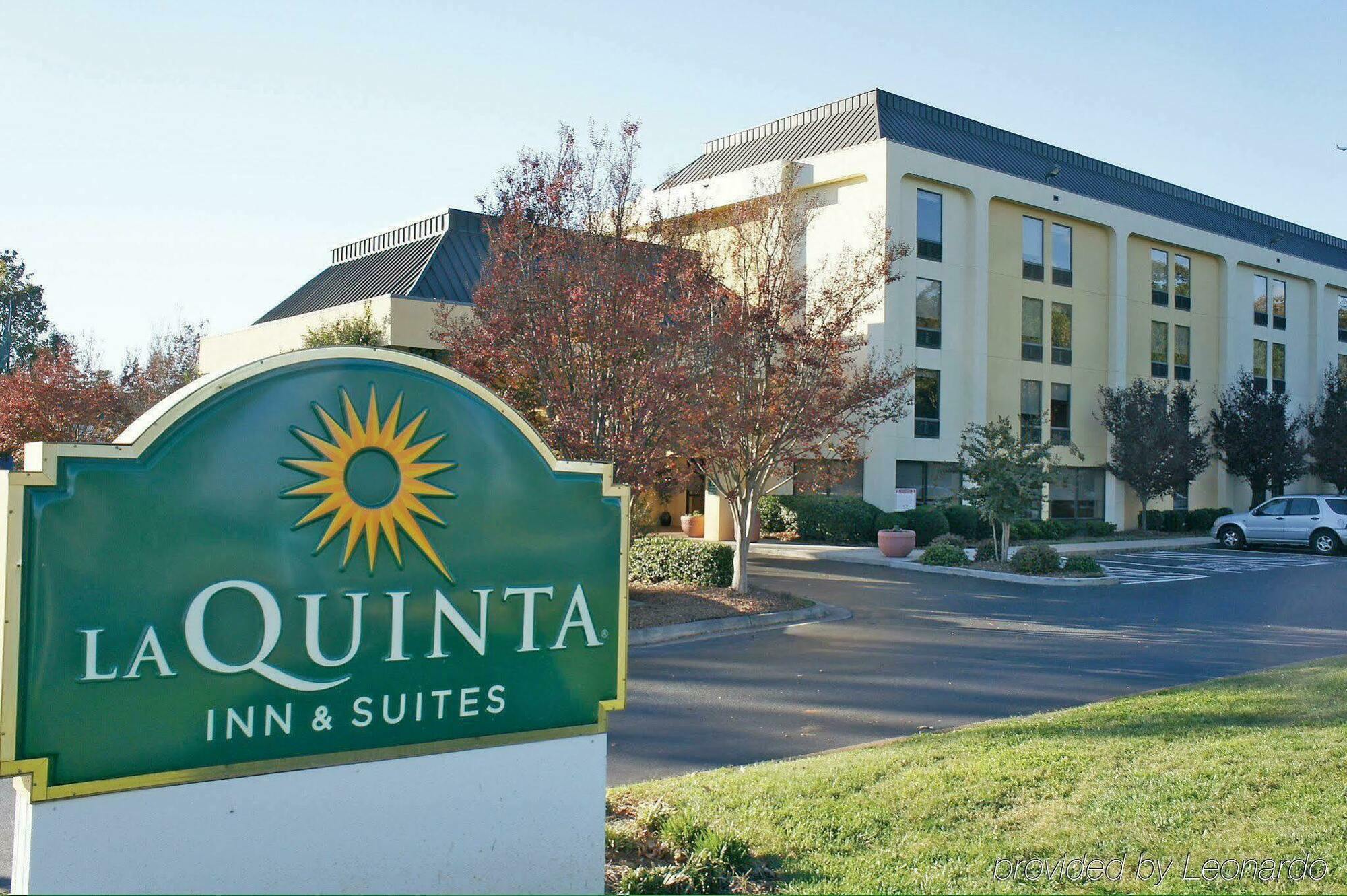 Hotel Clt Airport & 3*