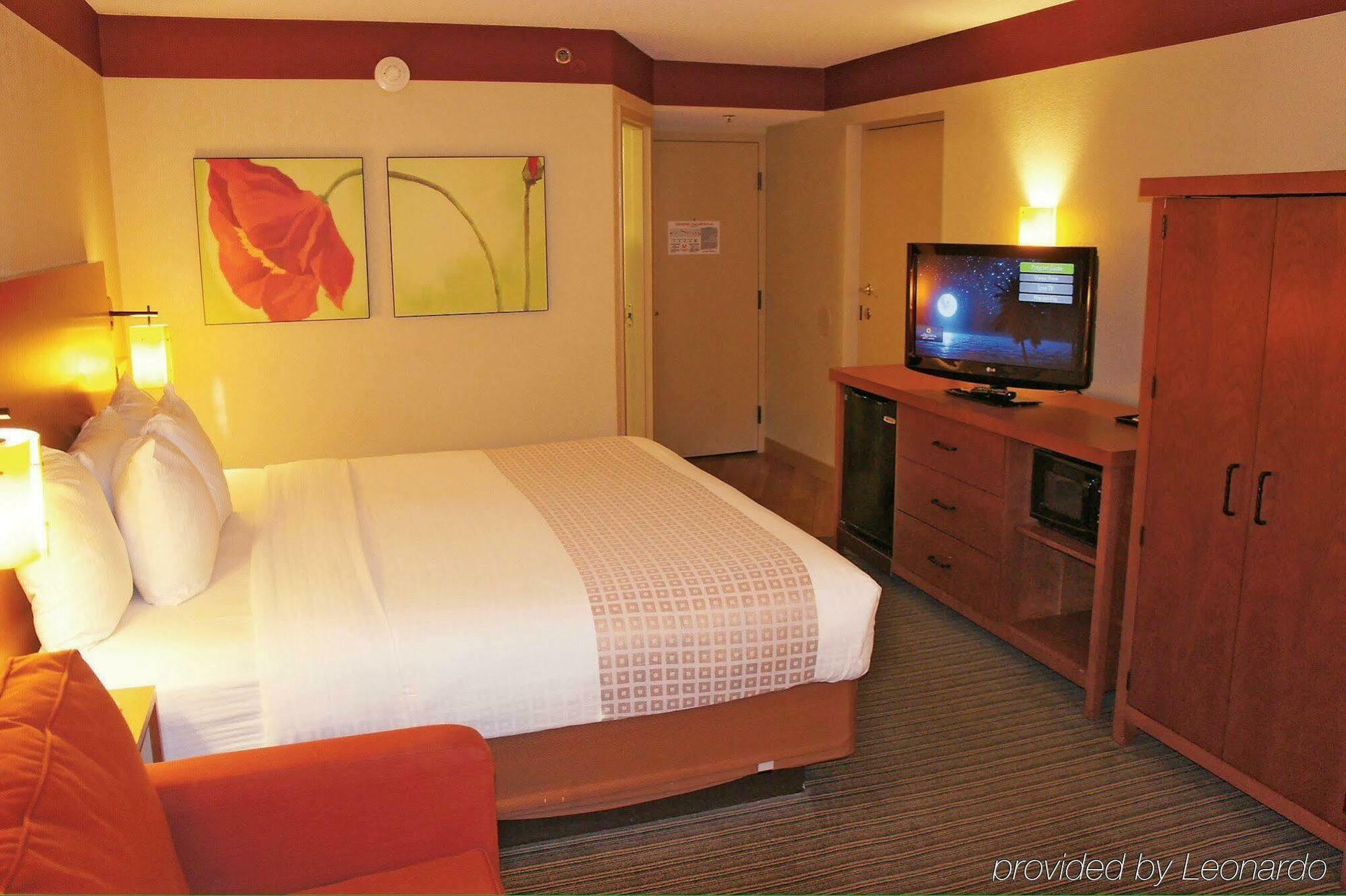 Hotel Clt Airport & Charlotte
