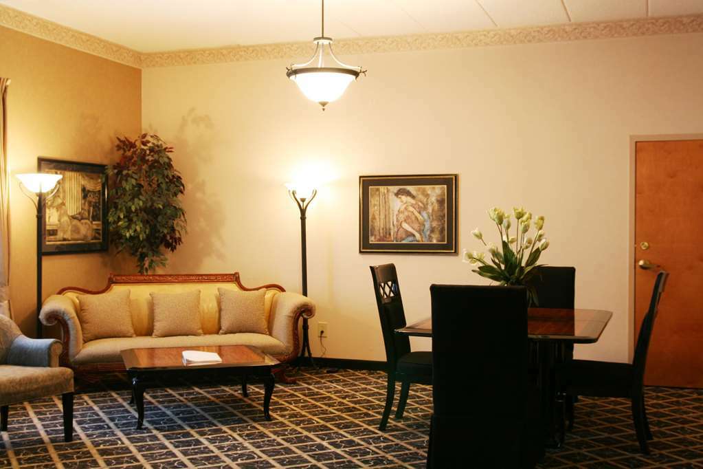 Hampton Place Hotel 3*