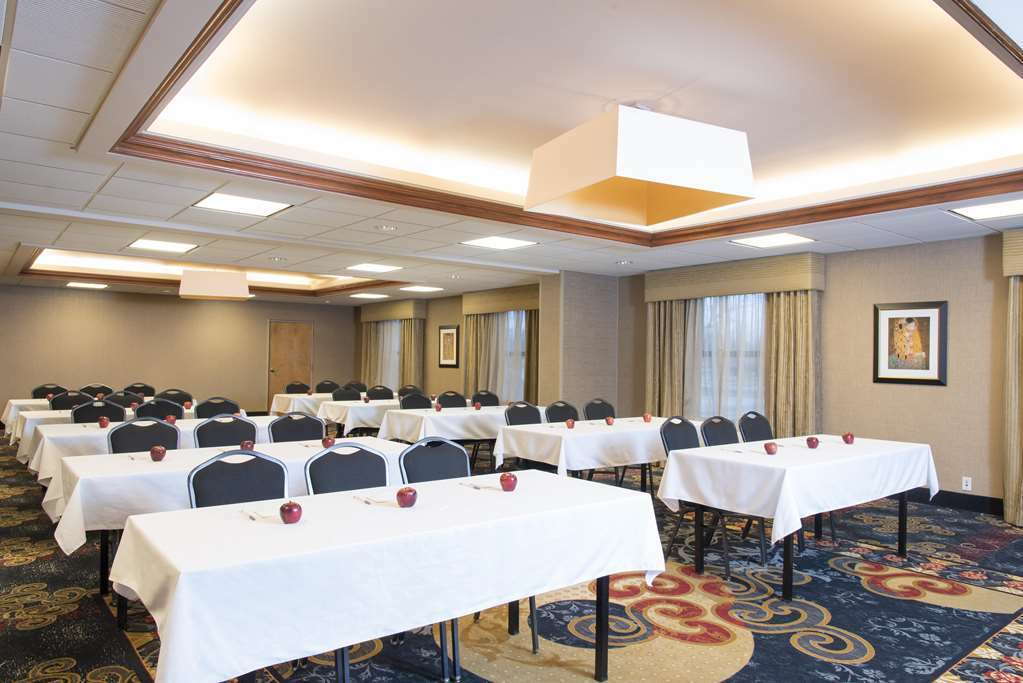 Hotel Hampton Place 3*