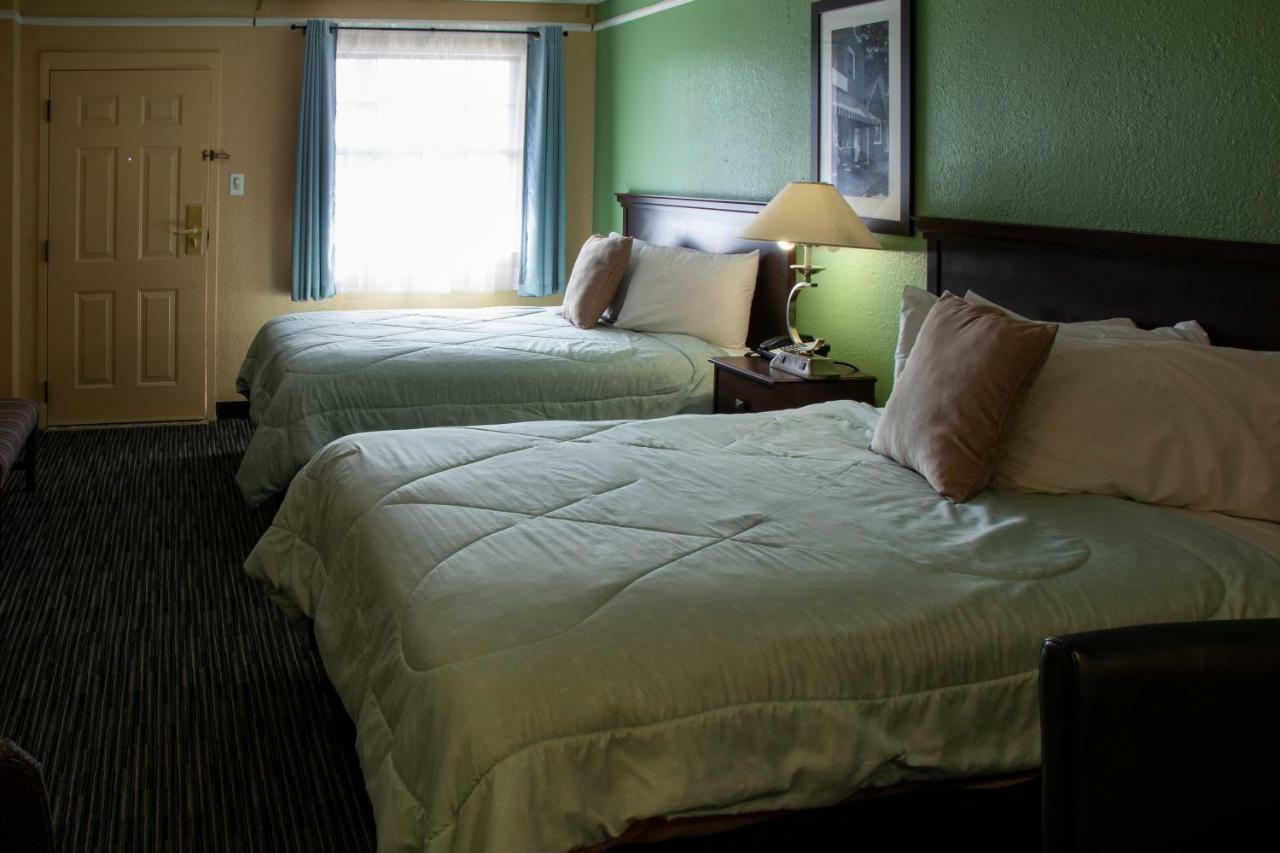 Hotel America's Value Charlotte