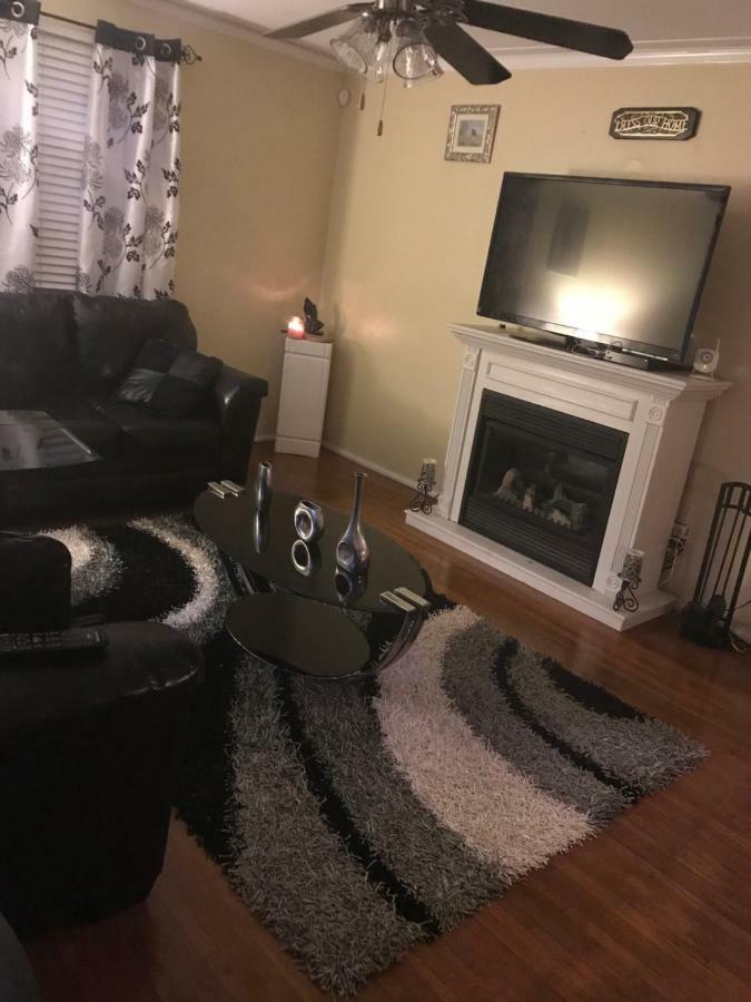 Homestay In Centrally Located *