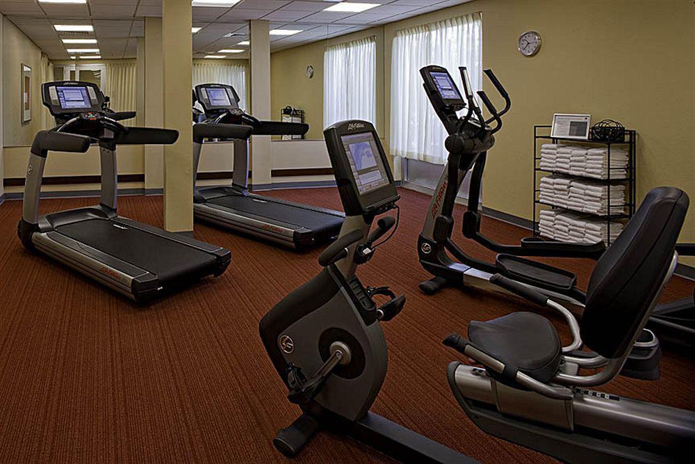 Hyatt Place Arrowood 3*