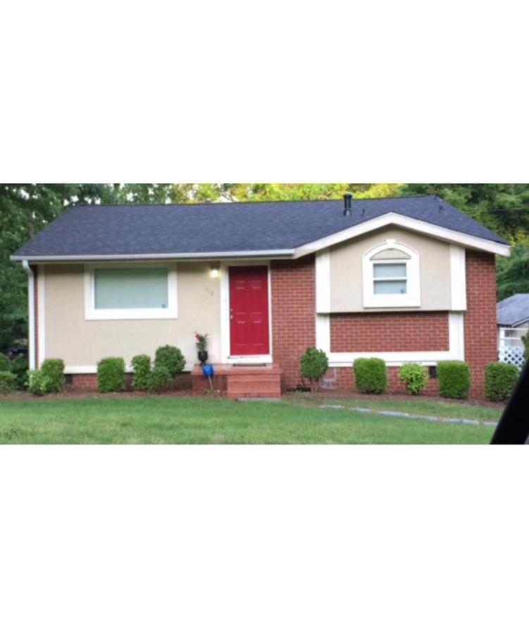 In Centrally Located Homestay Charlotte