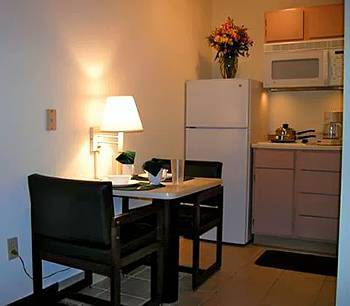 Hotel Intown Extended Nc -east Independence