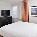 Sonesta Simply Suites Charlotte University