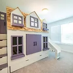 New! Lux. 4Br Home W/ Grill, Office & Huge Yard