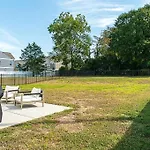 New! Lux. 4Br Home W/ Grill, Office & Huge Yard