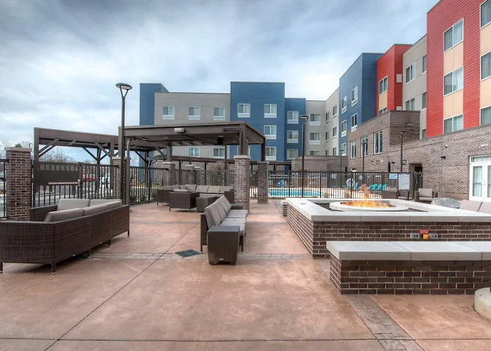 Fairfield Inn & Suites By Marriott Charlotte Airport