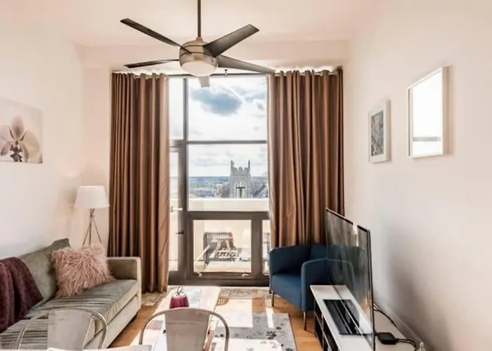 Skyline Vista Penthouse In The Queen City