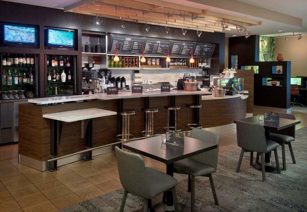 Courtyard Center Hotel Charlotte