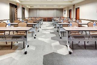 Hotel Hyatt Place Airport Billy Graham Parkway