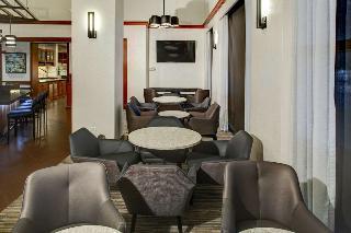 Hyatt Place Airport Billy Graham Parkway 3*