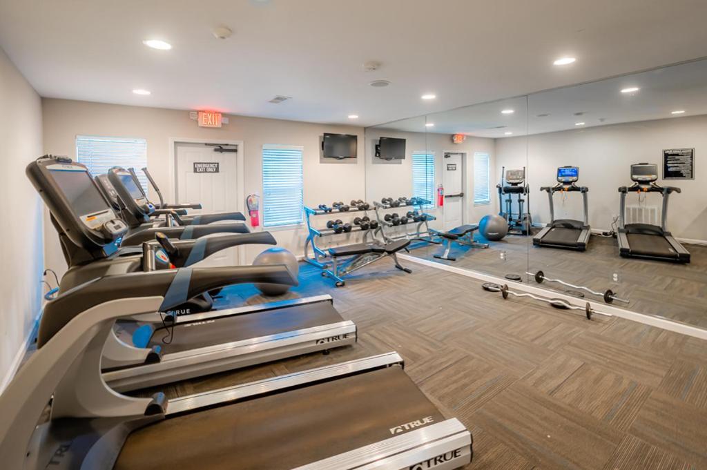 Apartment Viagem - - Bright 2br W/gym+pool+parking Charlotte