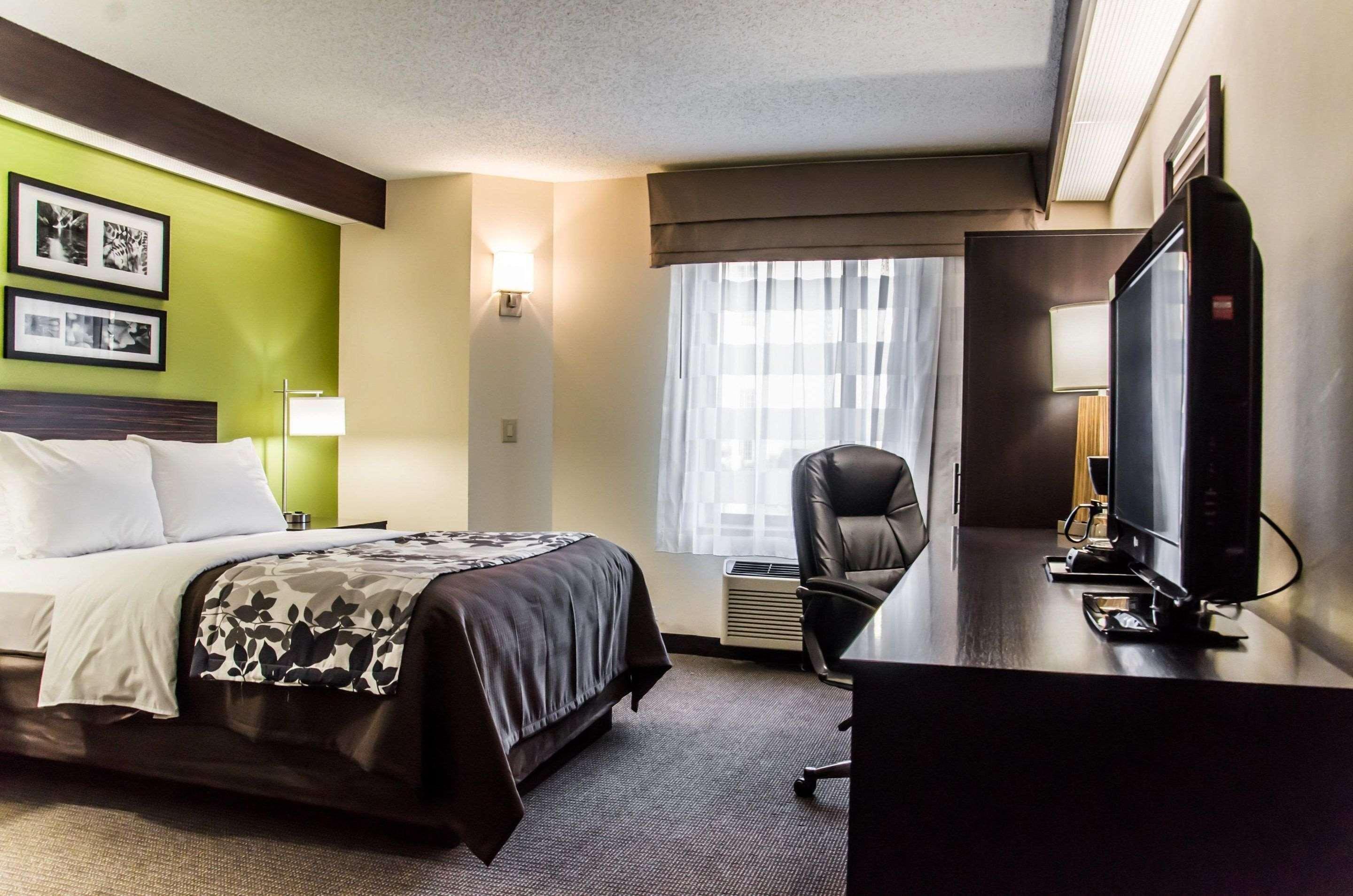 Sleep Airport - Billy Graham Parkway Hotel Charlotte