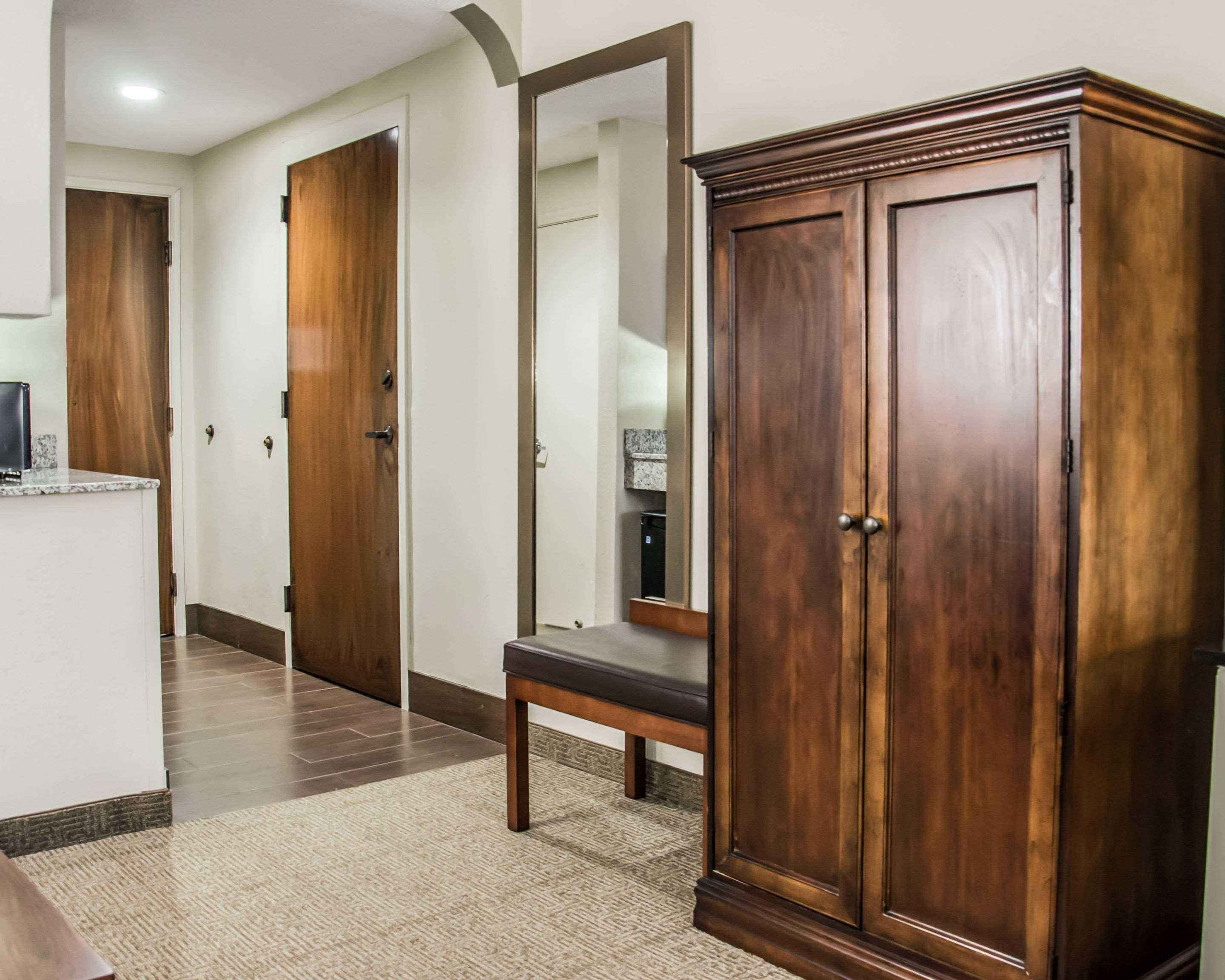 Hotel Comfort - Research Park 2*