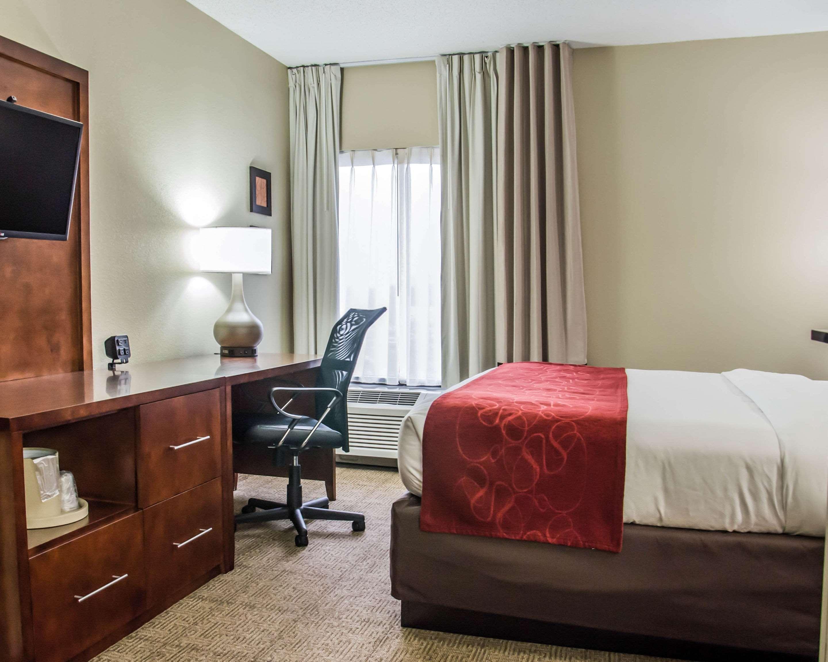 Comfort - Research Park Hotel