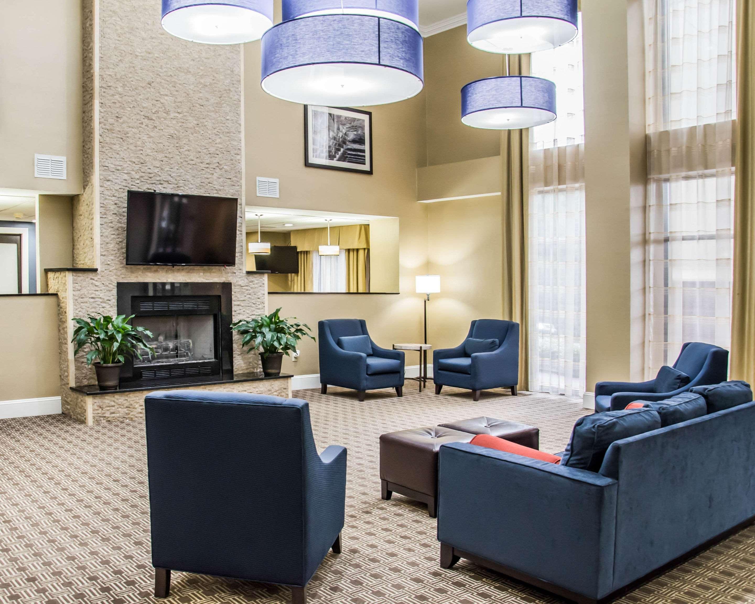 Comfort - Research Park Hotel 2*