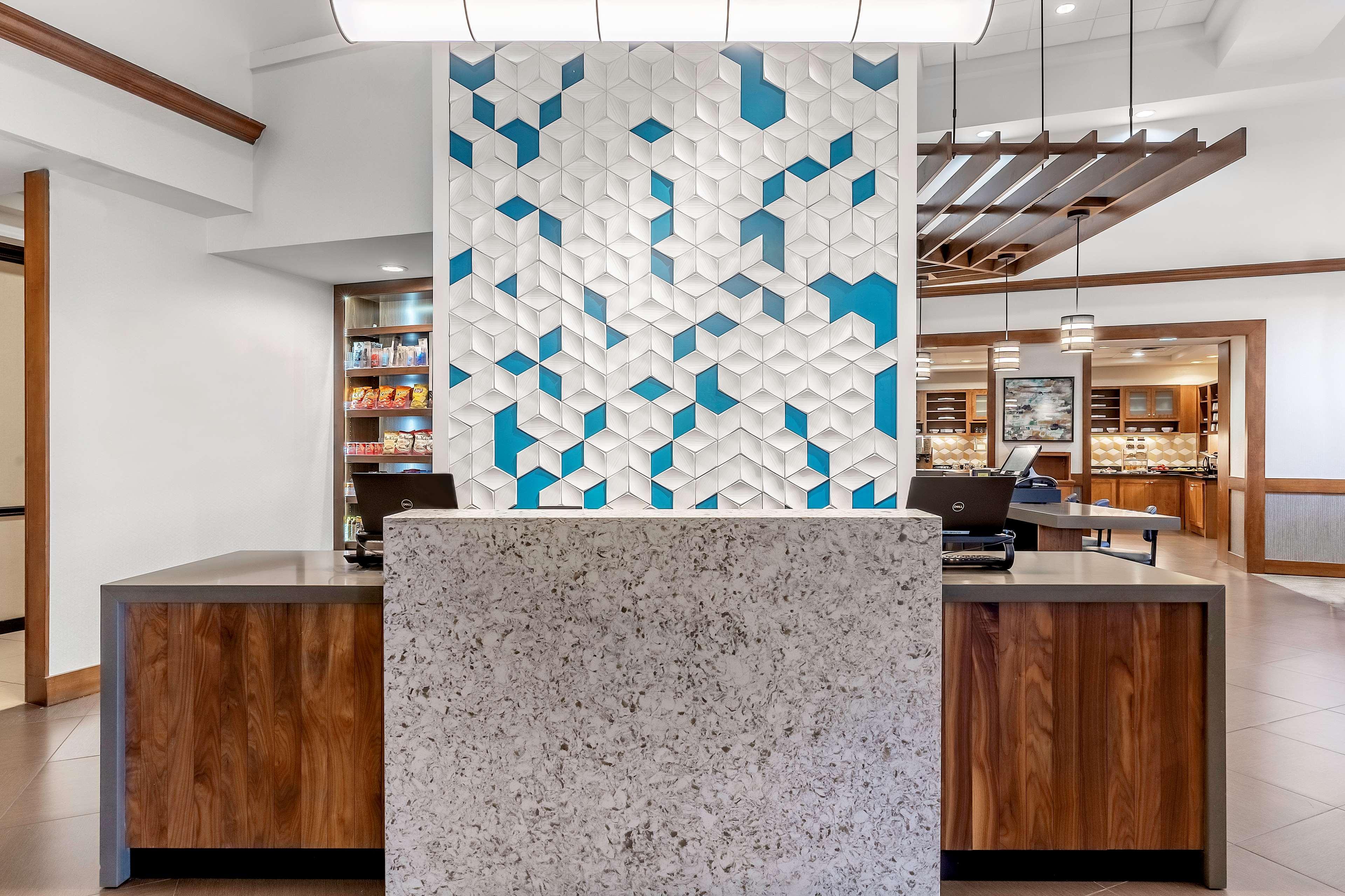 Hyatt Place Airport Billy Graham Parkway 3*