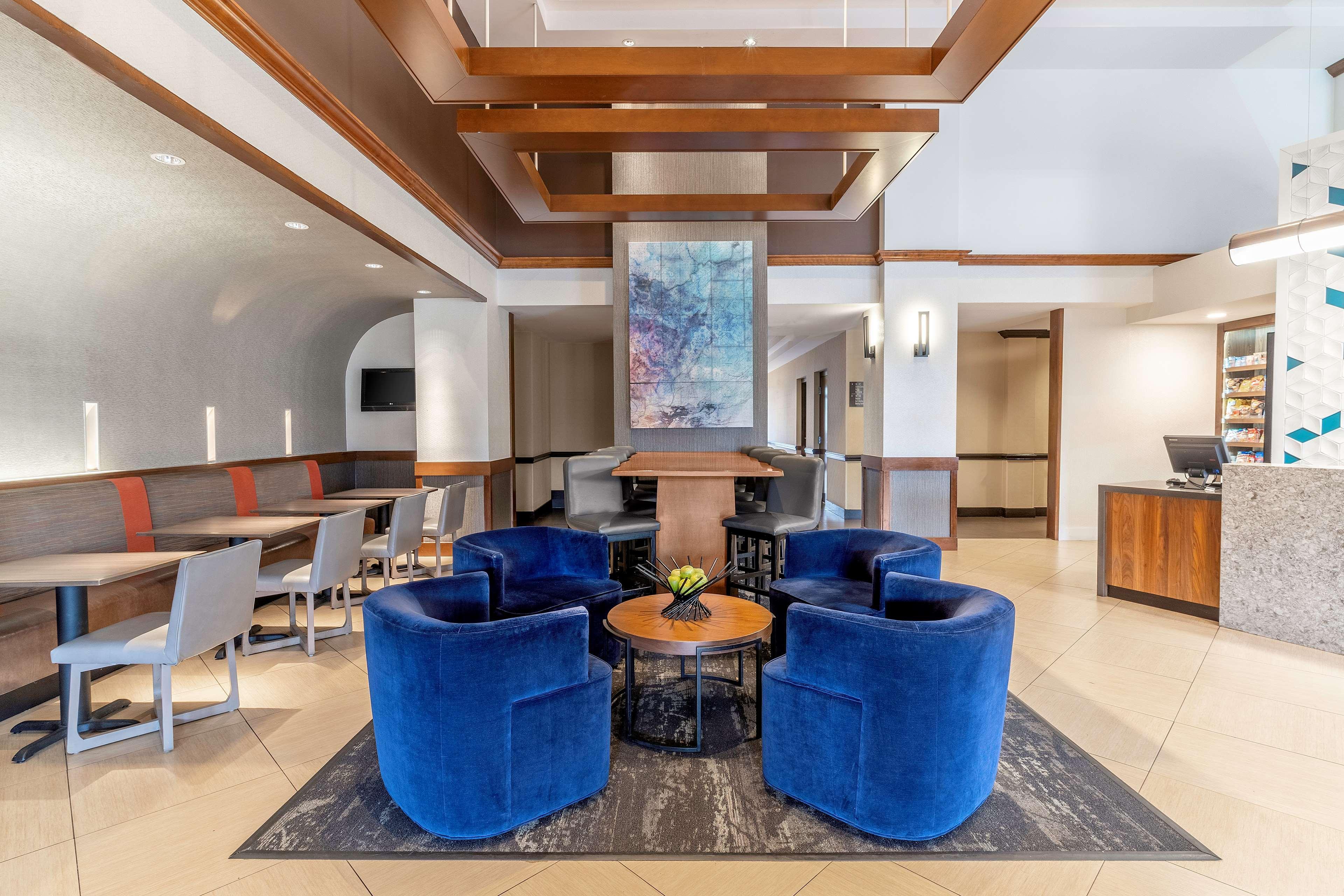 Hotel Hyatt Place Airport Billy Graham Parkway Charlotte