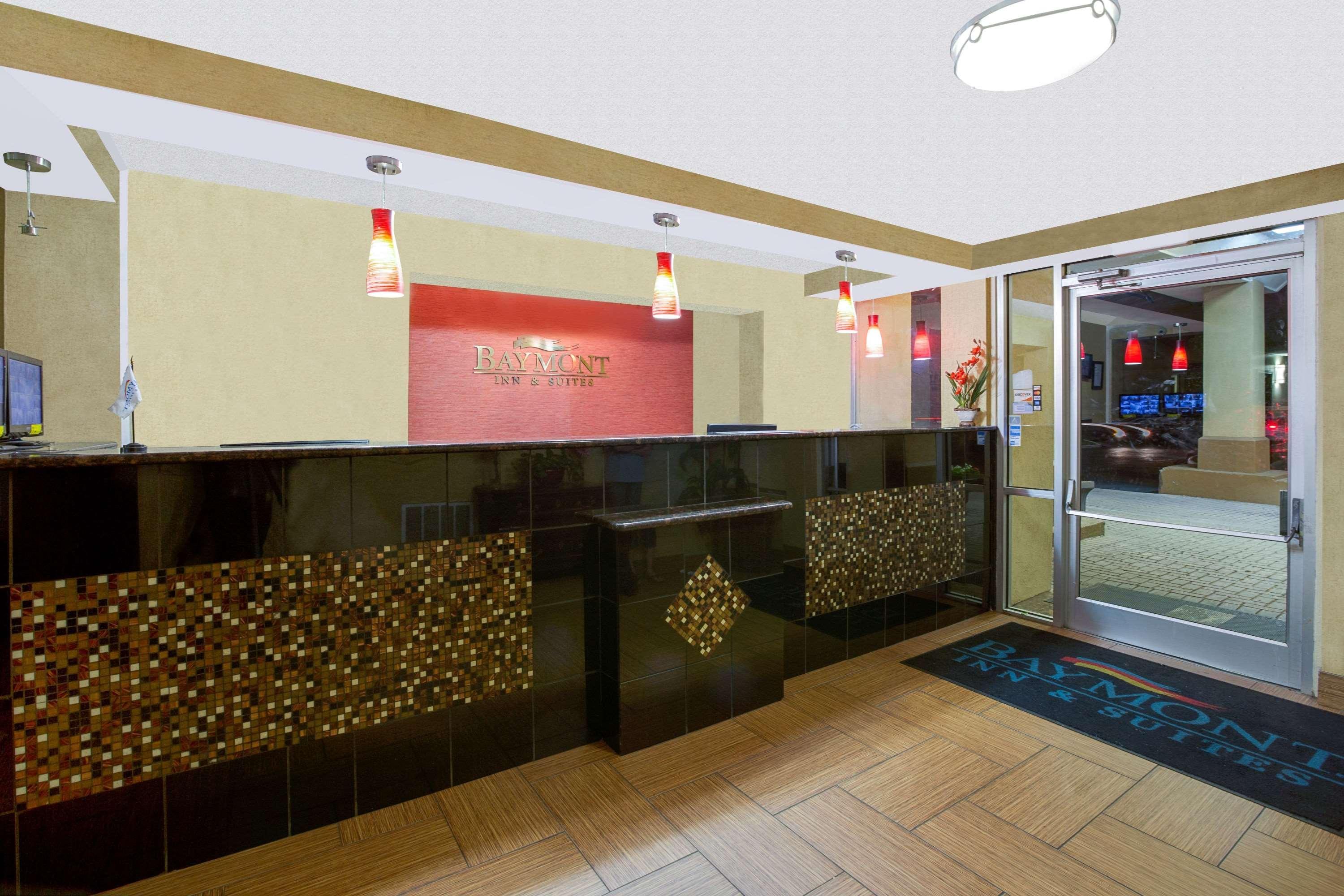 Baymont By Wyndham Charlotte-airport Coliseum 2* Charlotte