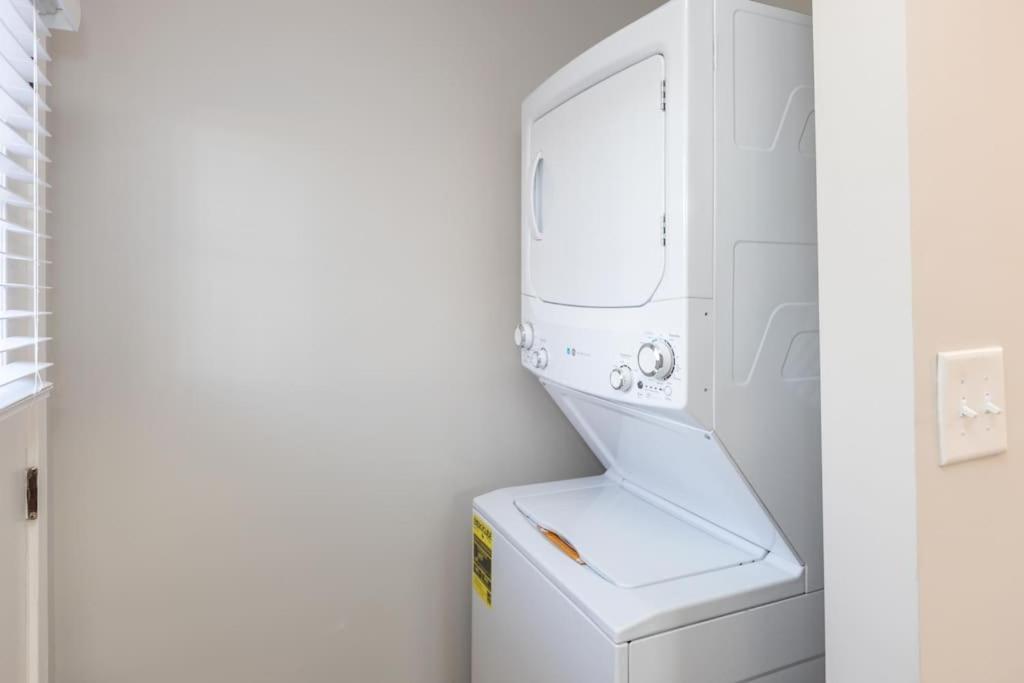 3 Mi To City & Pet Friendly & Quiet Neighborhood Charlotte
