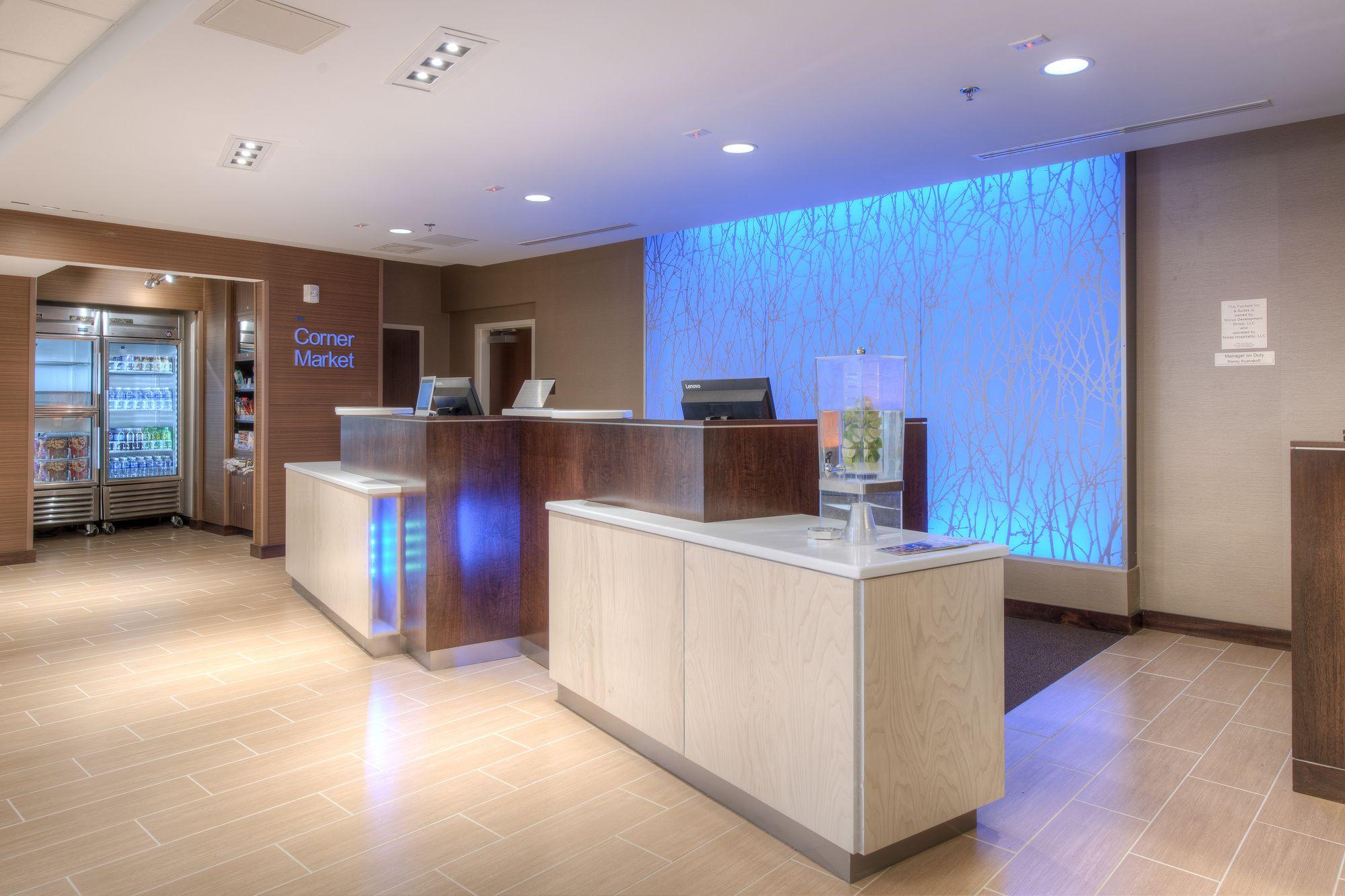 Fairfield & By Marriott Airport Hotel Charlotte