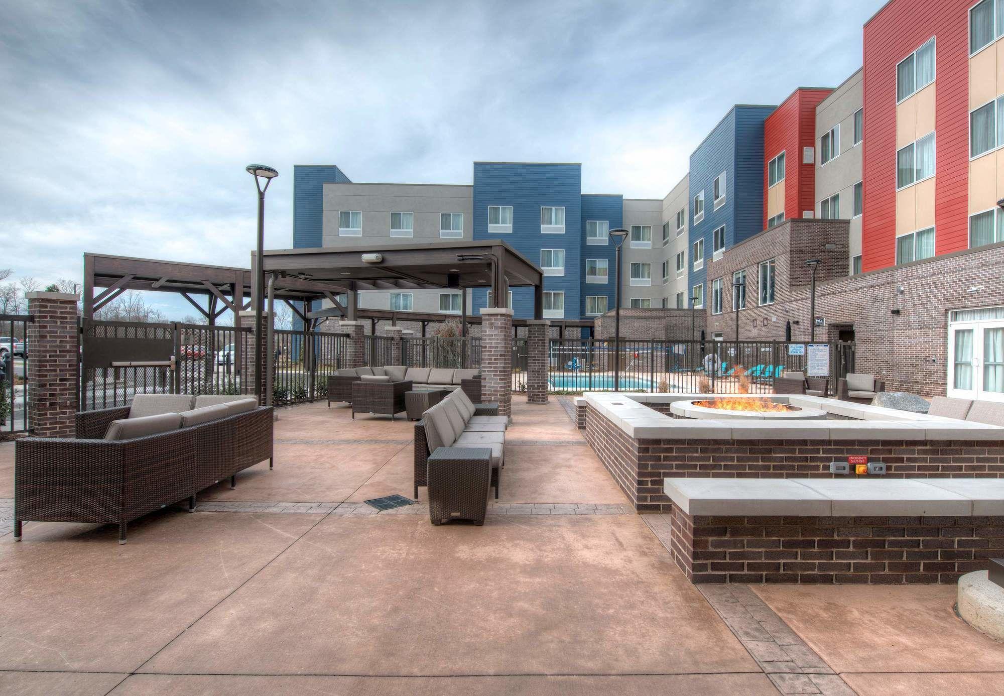 Fairfield & By Marriott Airport 3* Charlotte
