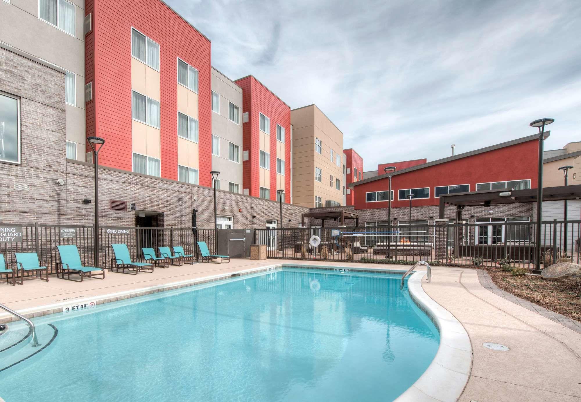 Fairfield & By Marriott Airport