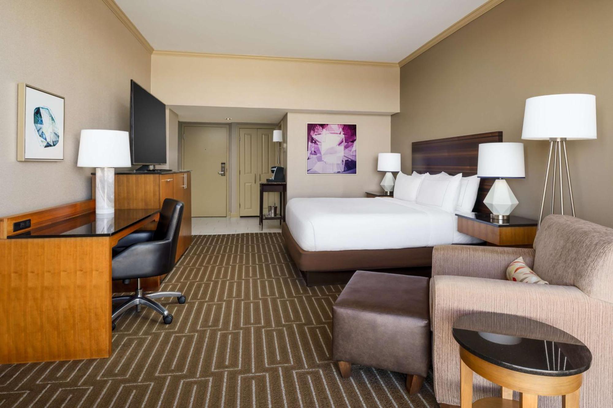 Hilton Place 3* Charlotte
