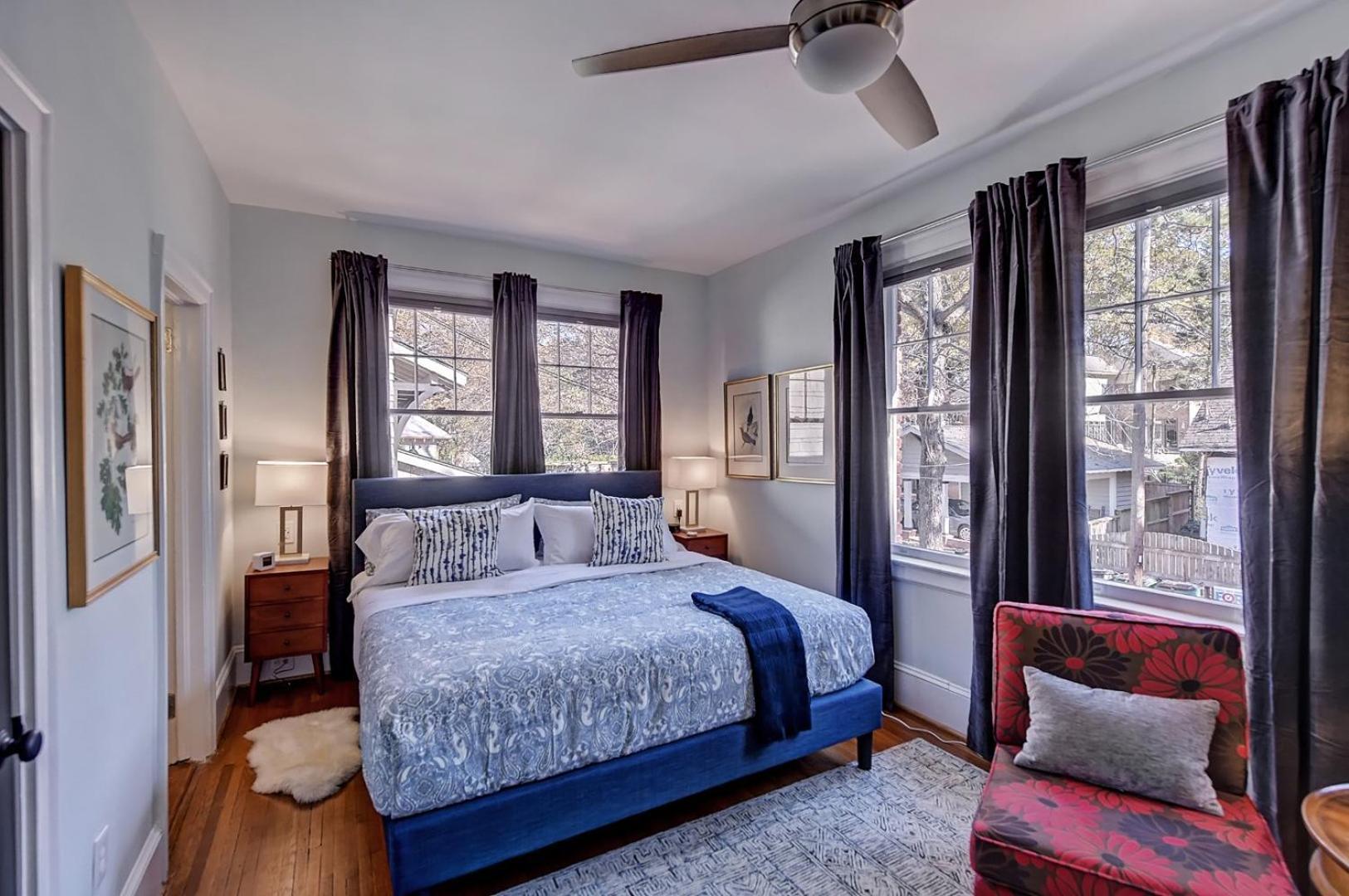 The Collection Clt: Lamar Avenue Apartment *