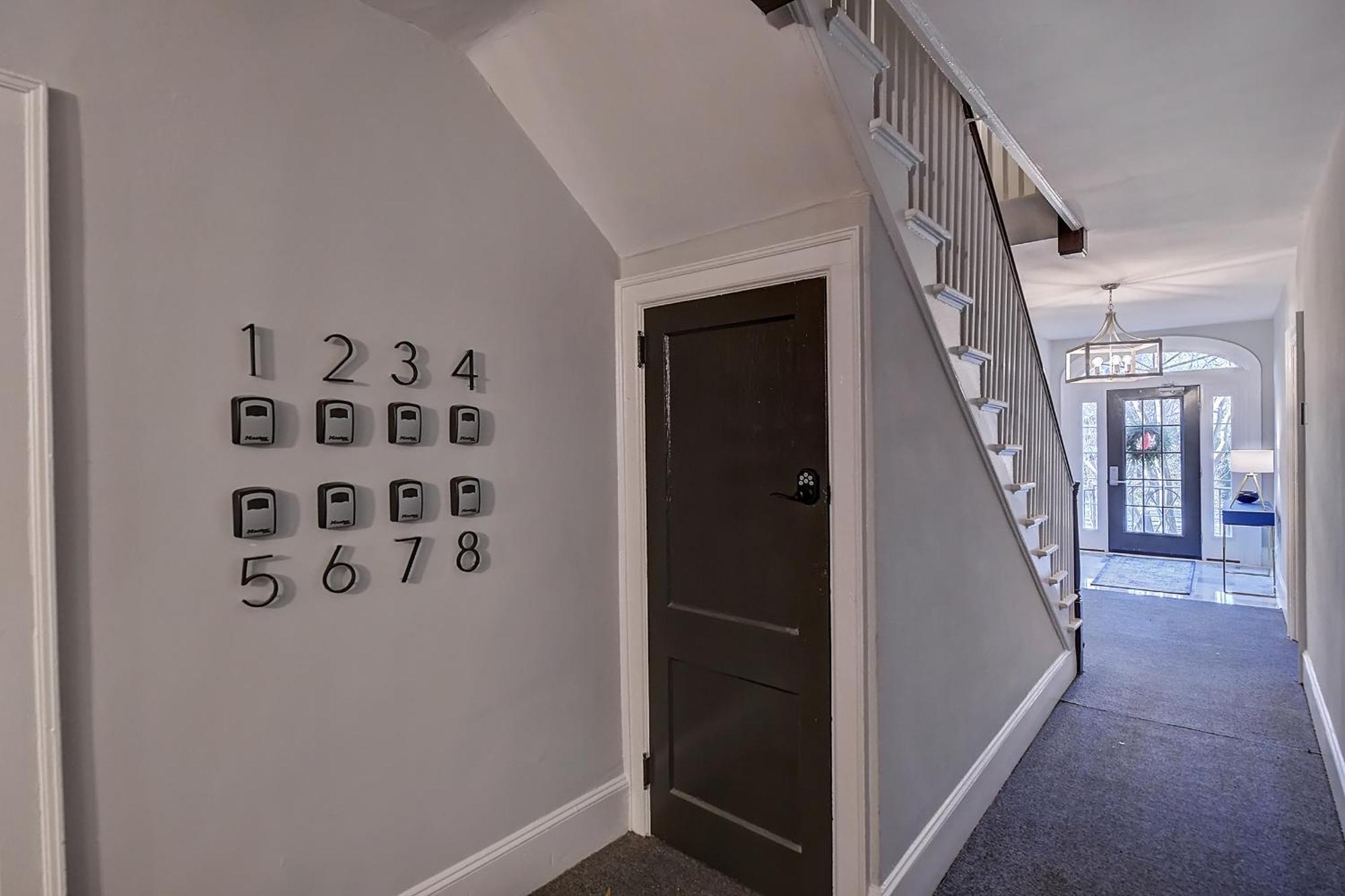 The Collection Clt: Lamar Avenue Apartment