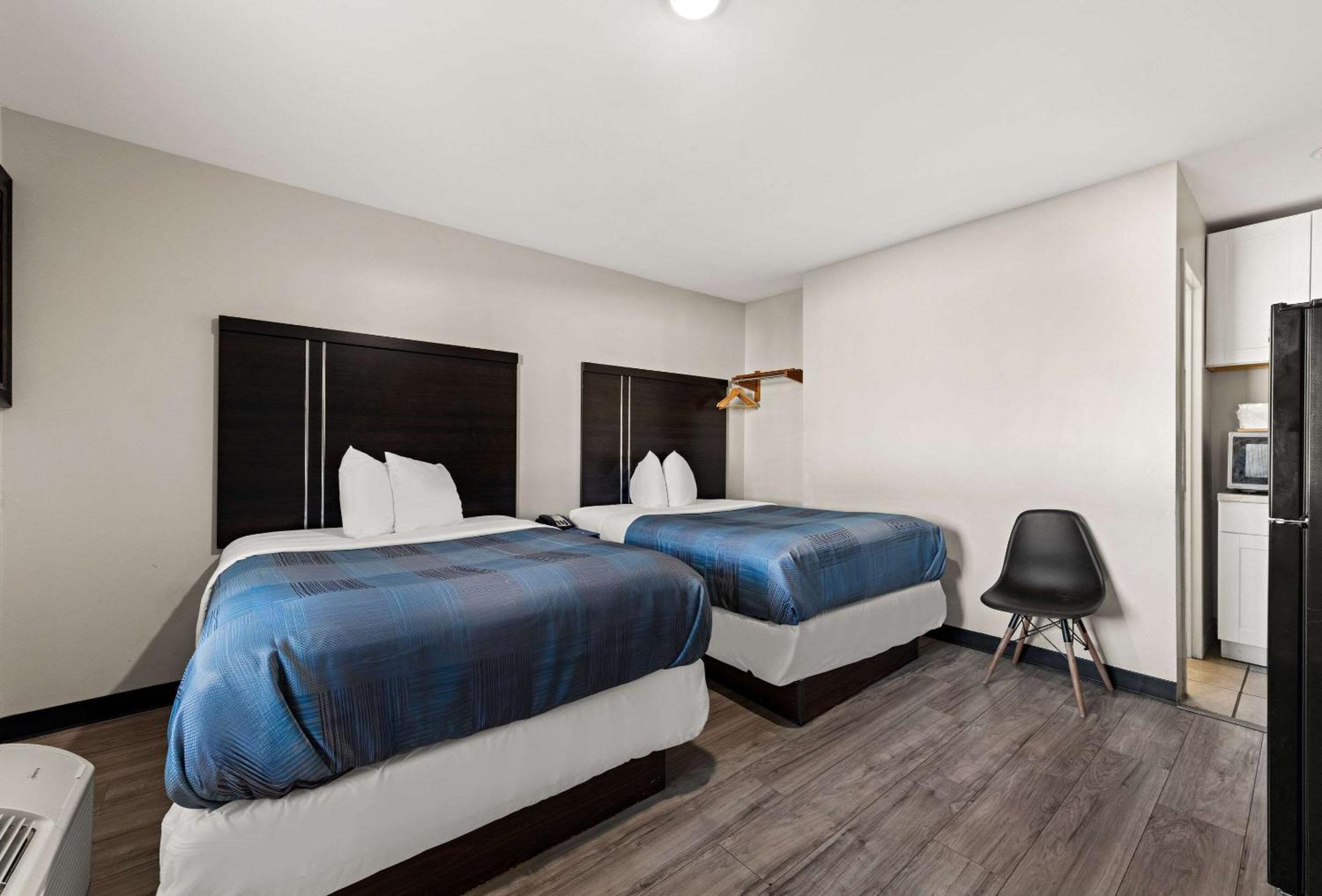 Rodeway Charlotte