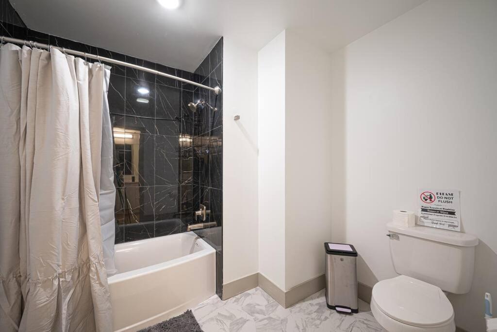 Apartment Qc Style And Comfort Charlotte