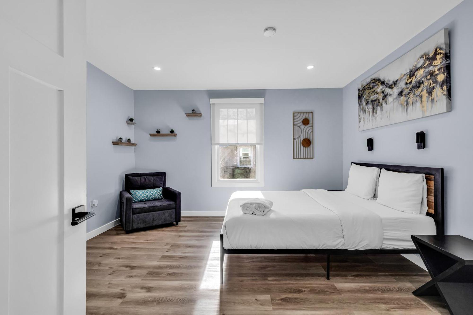 Luxury 3br House In