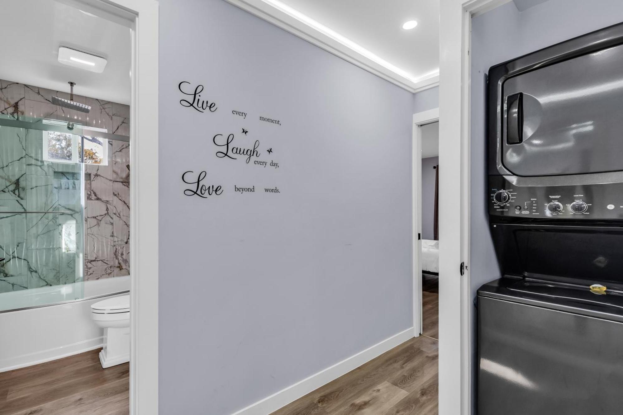 Luxury 3br House In *