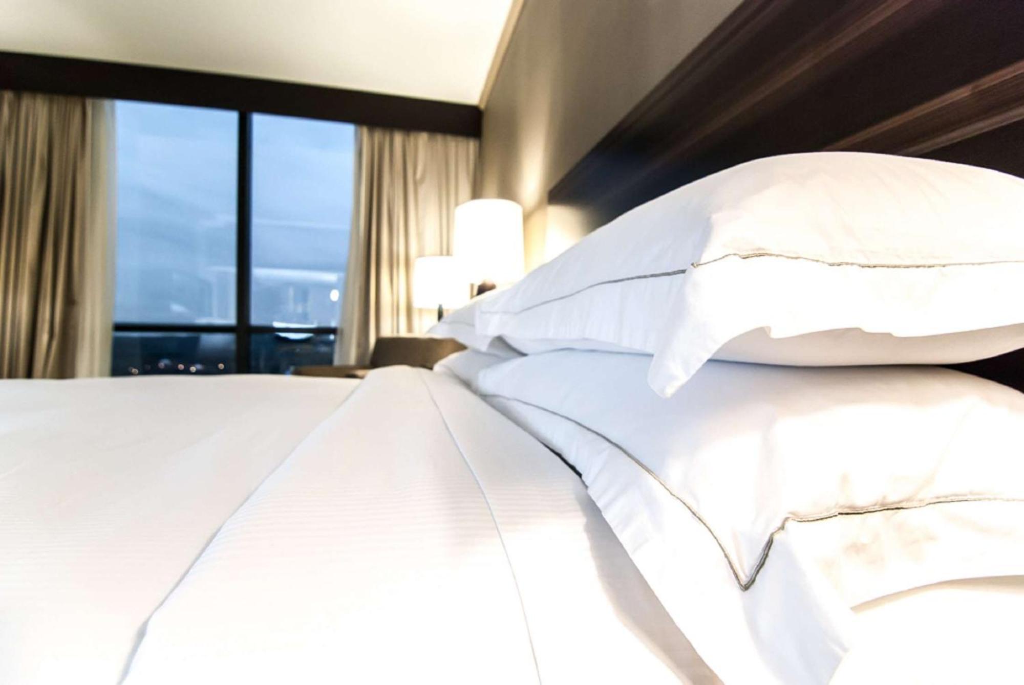 Hilton Place Hotel 3*
