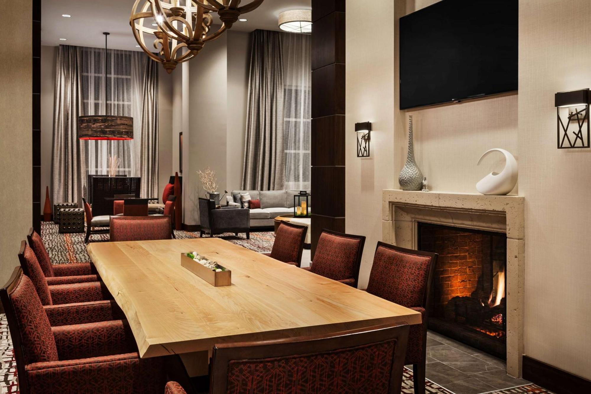 Hilton Garden Southpark