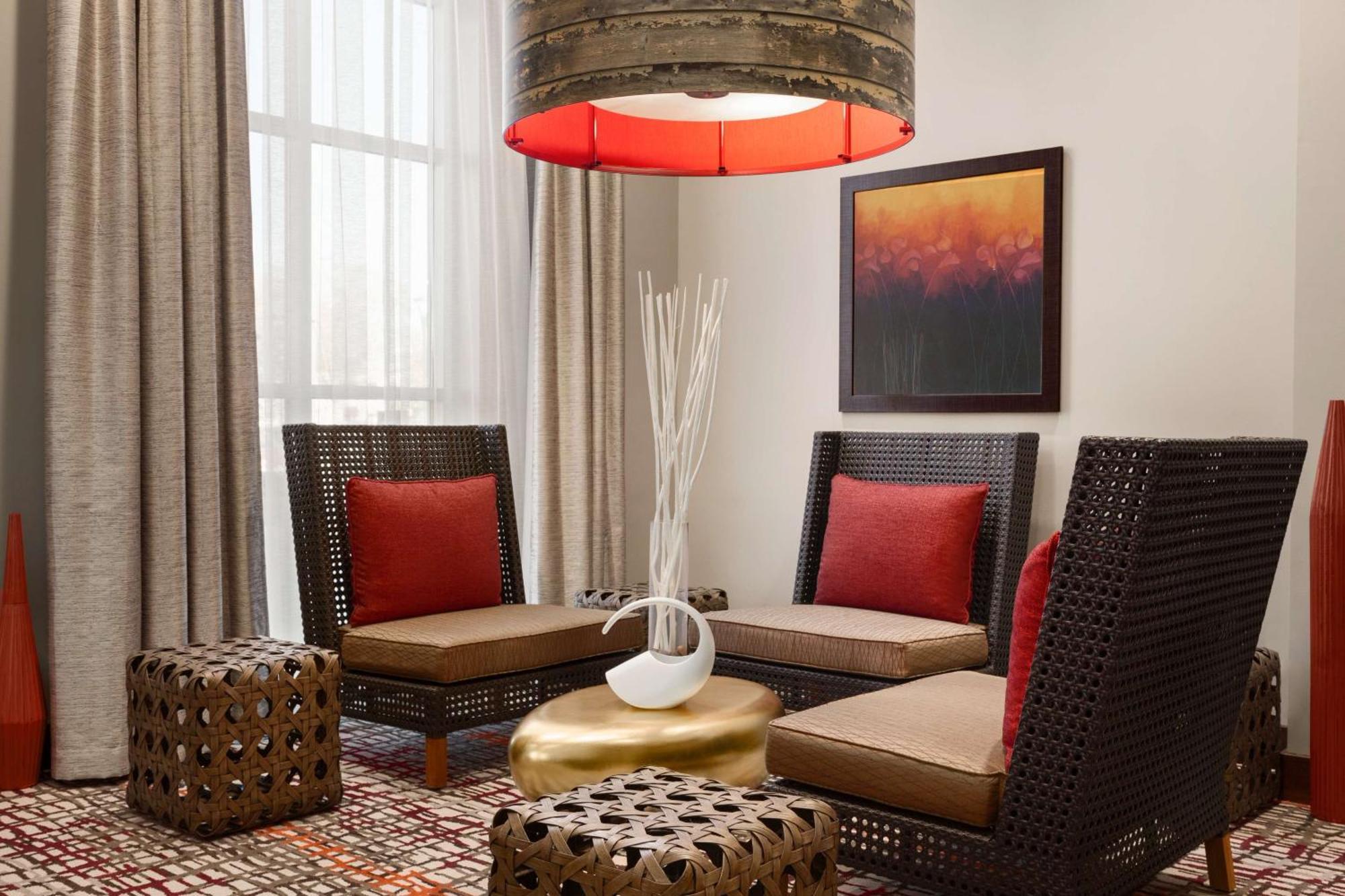 Hilton Garden Southpark Hotel 3*