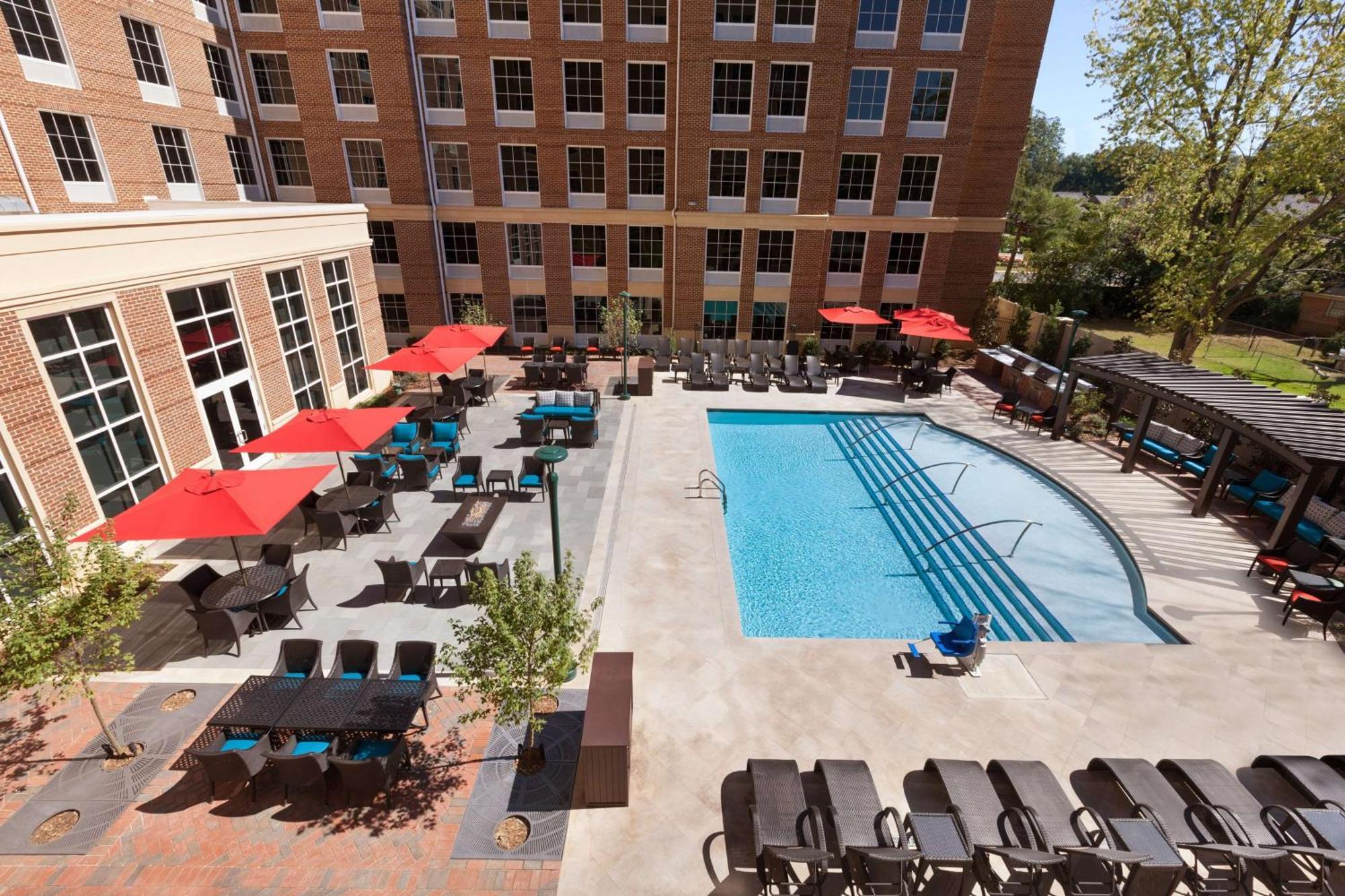Hotel Hilton Garden Southpark 3*