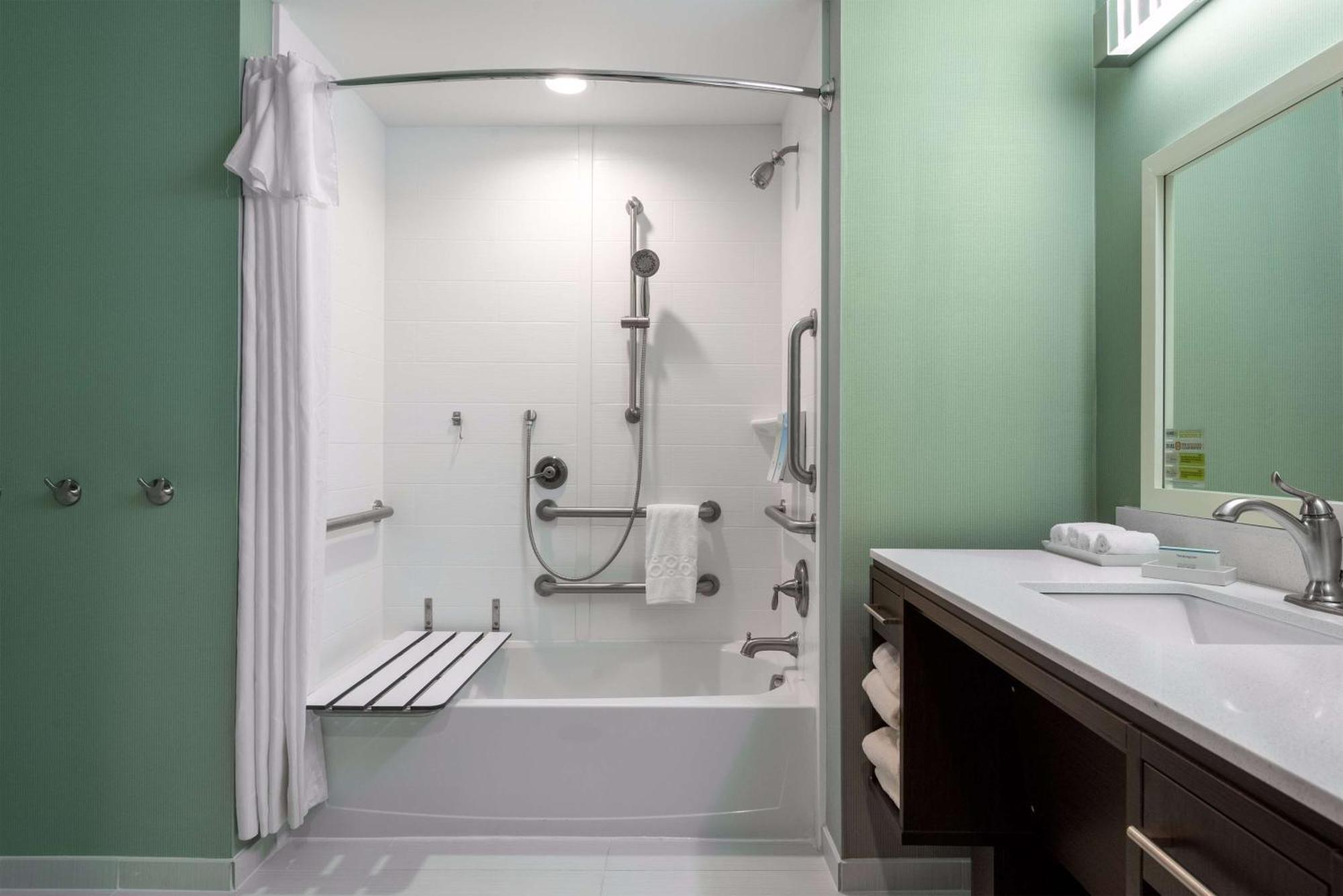 Home2 By Hilton Research Park 3* Charlotte