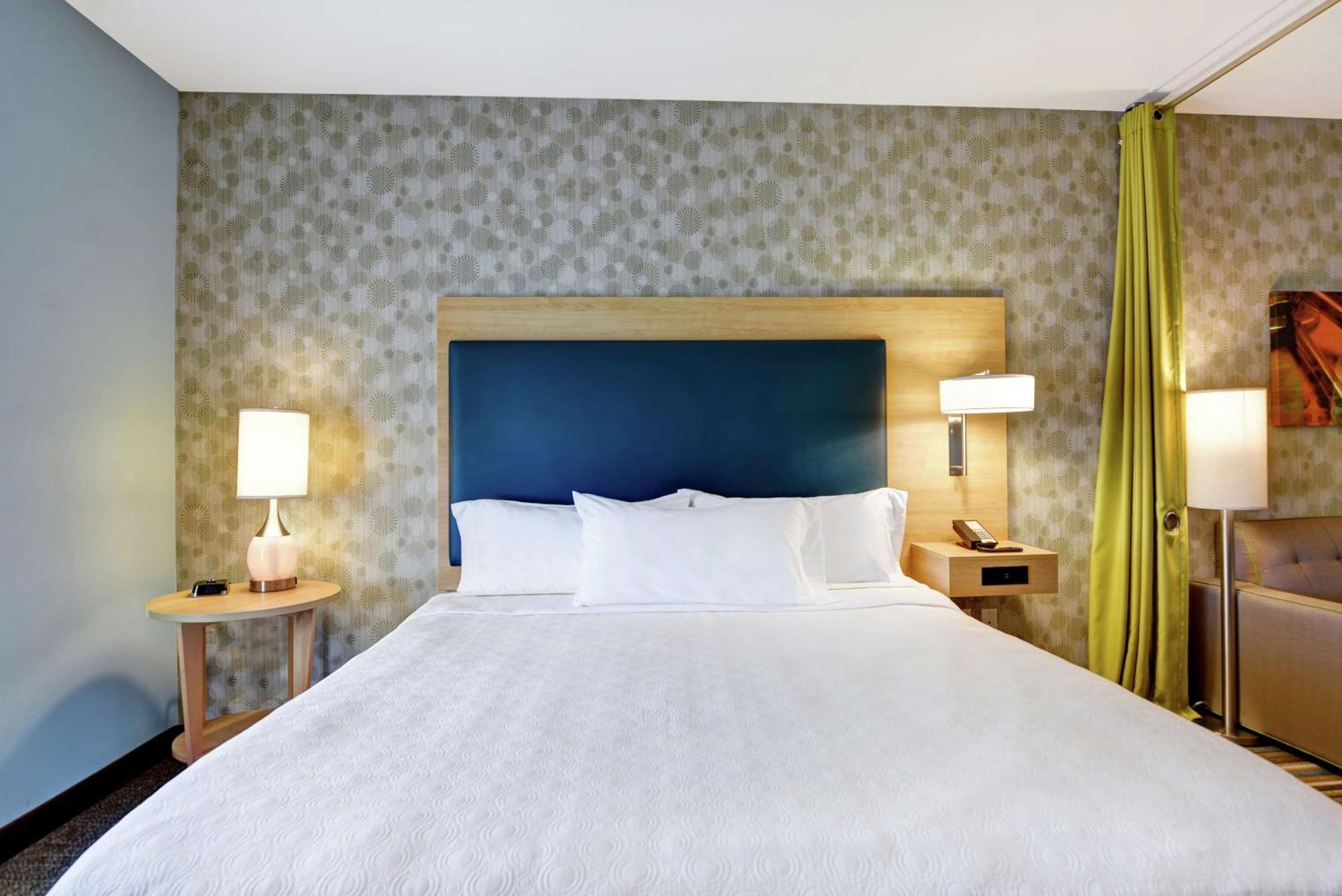 Home2 By Hilton Research Park Hotel Charlotte