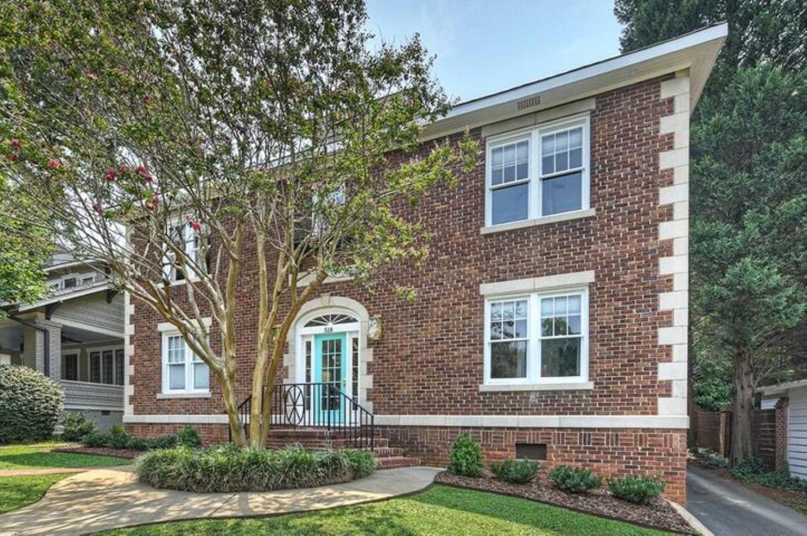 The Collection Clt: Lamar Avenue Apartment
