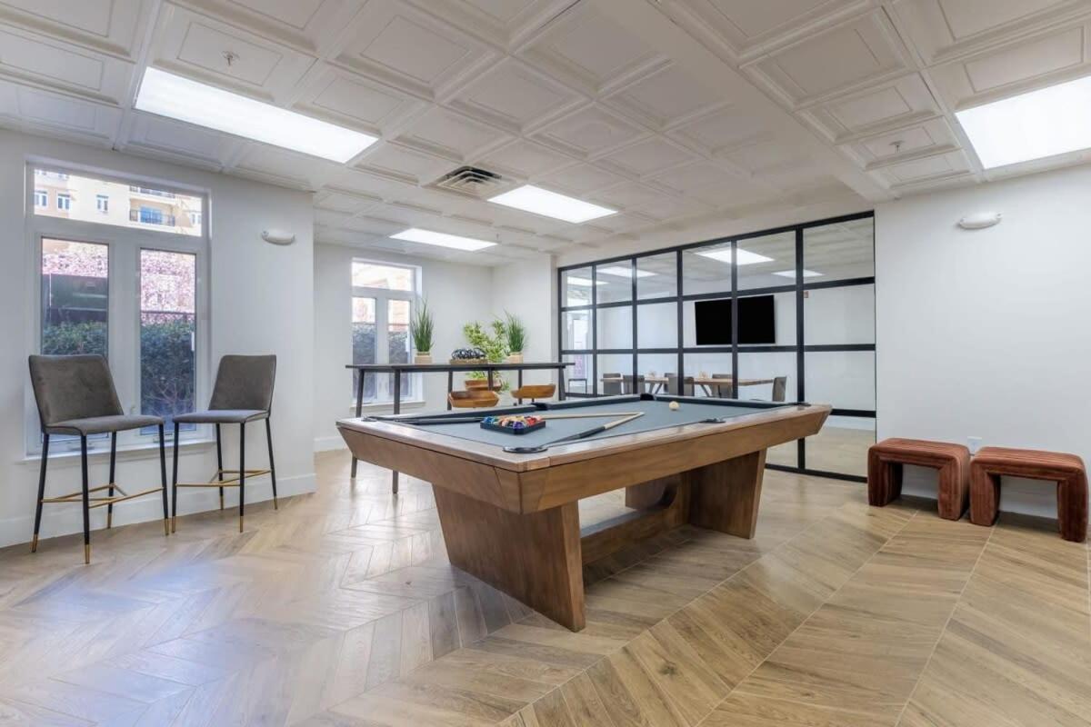 4b 3ba Premium Family With Gym Apartment Charlotte