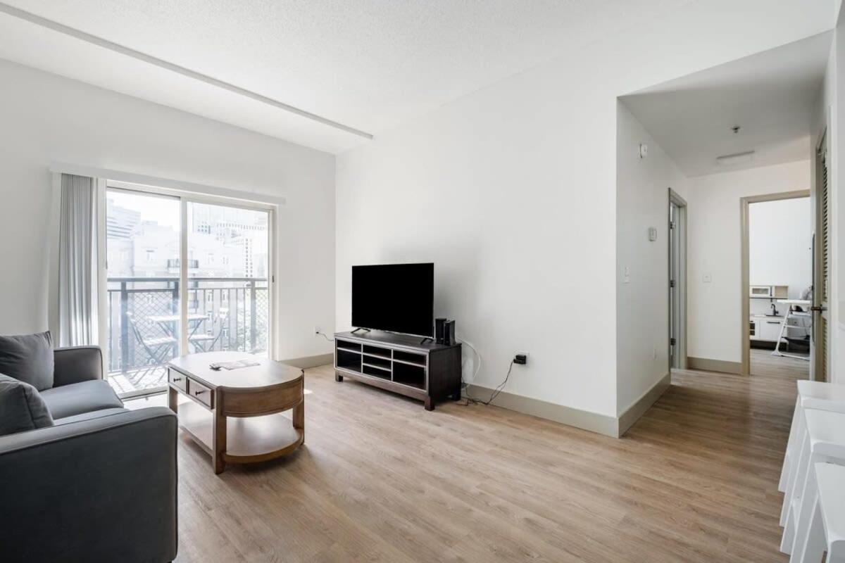 4b 3ba Premium Family With Gym Apartment Charlotte